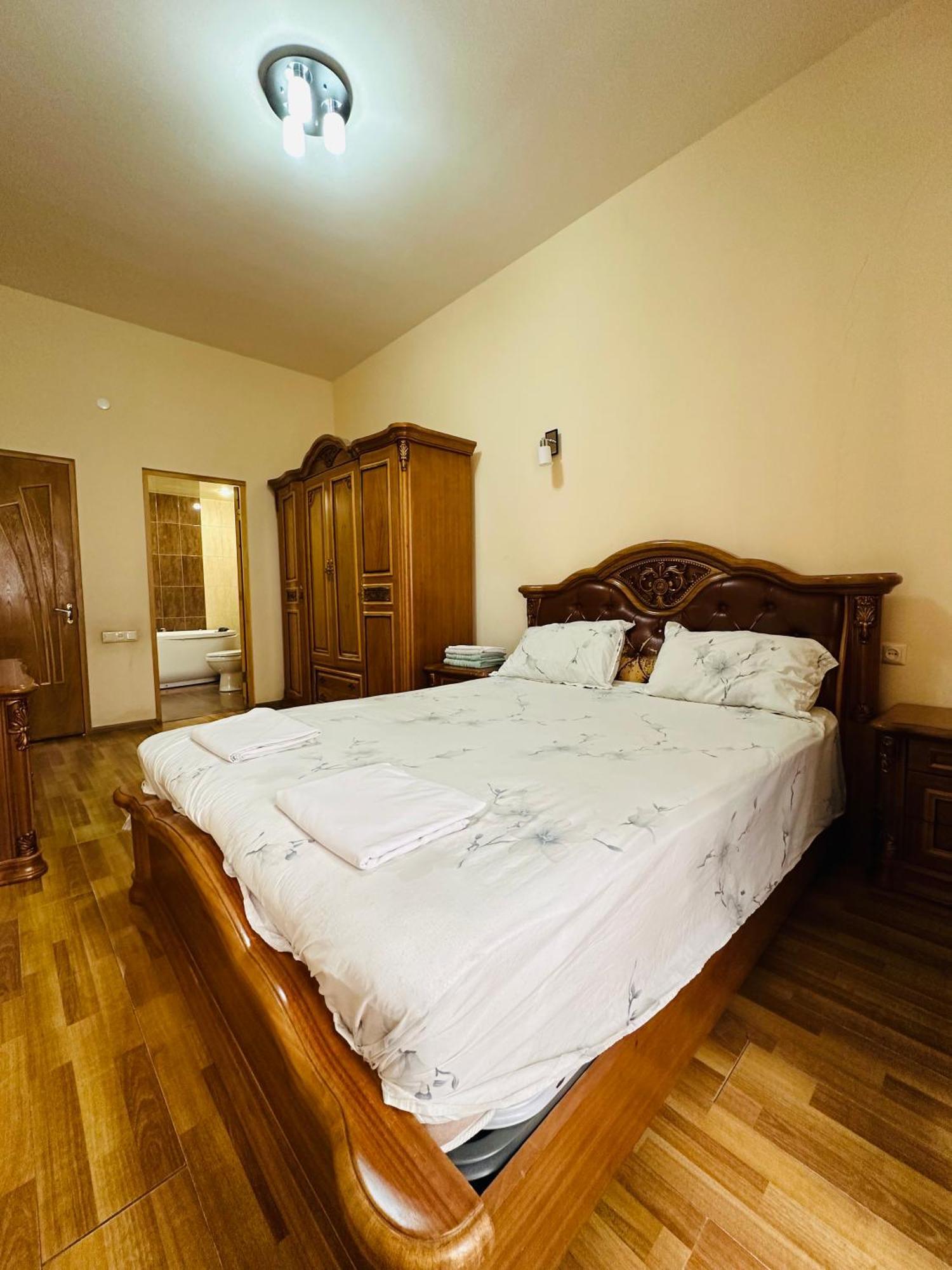 יירבאן Sakharov Residence, Small Center מראה חיצוני תמונה